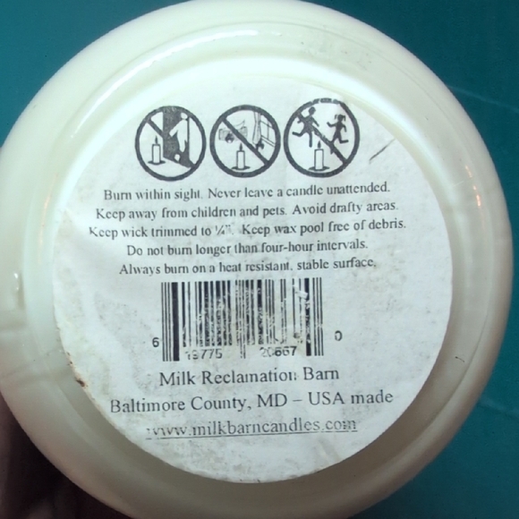 Soy Candle - Cream - Picture 4 of 4